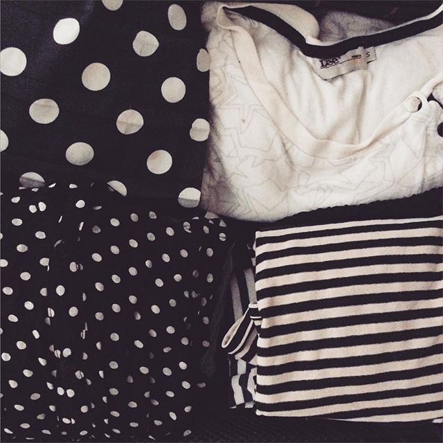 Packing_for_Vienna_I__12von12